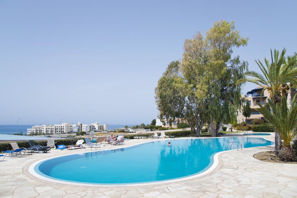 King'S Palace Apartment Paphos Exterior foto
