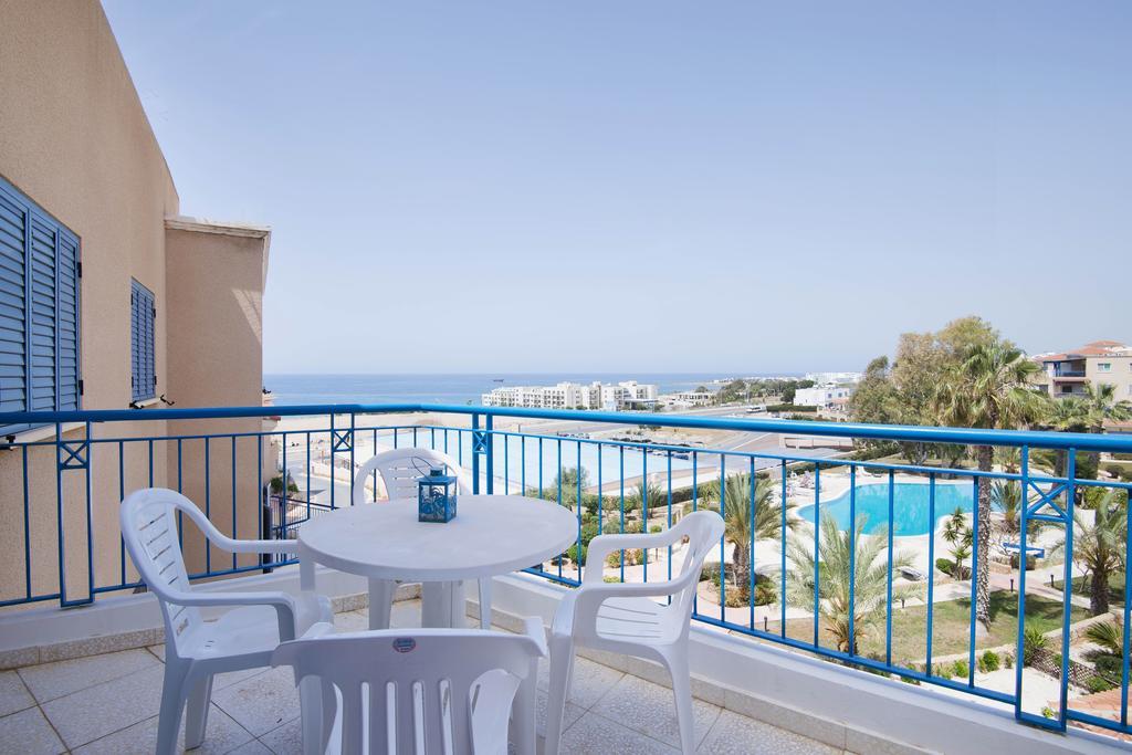 King'S Palace Apartment Paphos Exterior foto